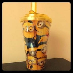 Closet Clearout! Minions tumbler w/lid